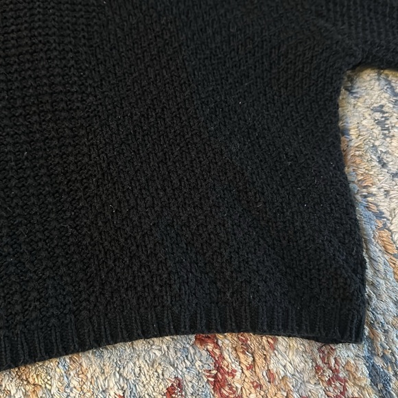 Womens Silence & Noise cropped off the shoulder sweater in black size large - Picture 11 of 12